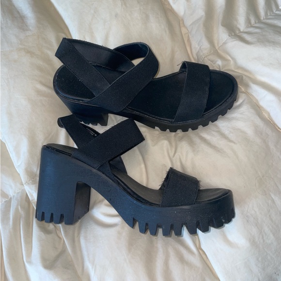 Madden Girl black stretchy strap heels, size 9 women’s - Picture 1 of 4